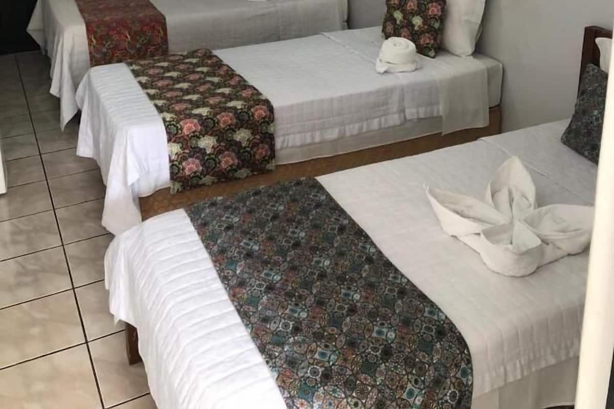 واي فاي مجانًا وملاءات أسرّة