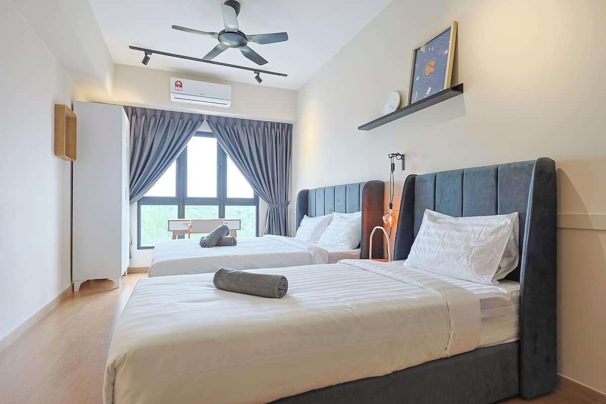 Apartamento luxo, 3 quartos, sacada | 1 quarto, roupa de cama