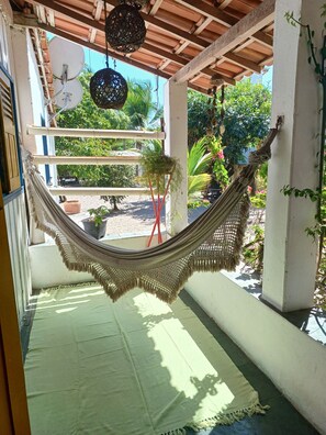 Terrace/patio - Beachfront House (Ponta da Areia)