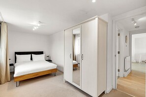 2 bedrooms, iron/ironing board