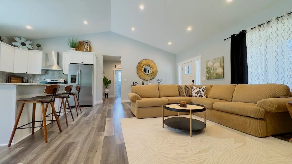 Smart TV, fireplace, offices