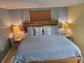 2 bedrooms, iron/ironing board, travel crib, free WiFi