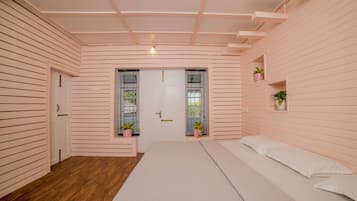 6 bedrooms, free WiFi