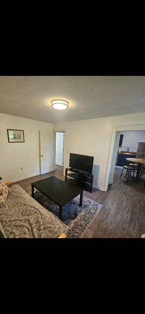Living area - 2 bedrooms that are warm and comfortable queen size beds

 (Williston)