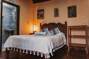 Basic Double Room | Free WiFi, bed sheets -  Palo Santo (San Cristóbal de las Casas)