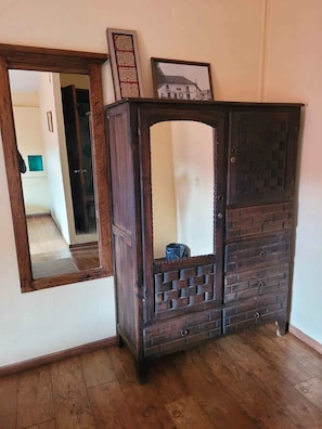 Basic Quadruple Room | Free WiFi, bed sheets -  Palo Santo (San Cristóbal de las Casas)