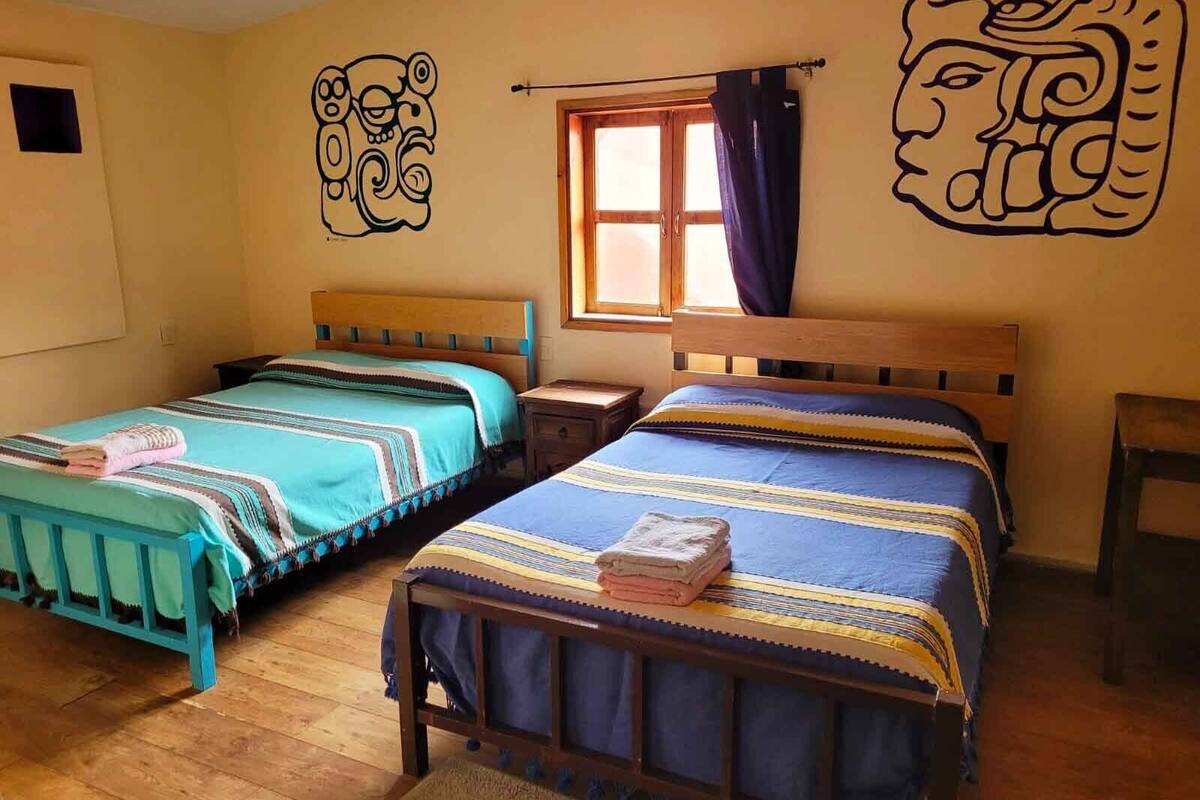 Chambre Quadruple | Wi-Fi gratuit, draps fournis