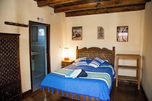 Basic Double Room | Free WiFi