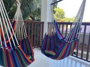 Property grounds - Diver’s West End Oasis: Private Starlit Deck, Laundry + King Bed & Full Kitchen (Bay Islands)