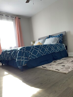 3 chambres, fer et planche à repasser, Wi-Fi, literie fournie