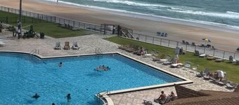 Cozy1-bedroom condo on Daytona Beach! Ocean views with 2 pools & balcony.