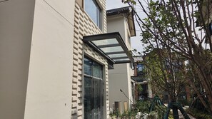 Vila luxo, para não fumantes, no jardim | Terraço/pátio