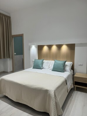 2 slaapkamers, een strijkplank/strijkijzer, wifi, beddengoed