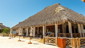 Exterior - Golf & Lake View Oasis •Private Jacuzzi •Hard Rock (Punta Cana)