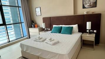 1 habitación, tabla de planchar con plancha, wifi y ropa de cama