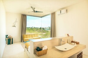 ห้องพัก (Nido de Cristal 2) | ตู้นิรภัยในห้องพัก, Wi-Fi ฟร ี