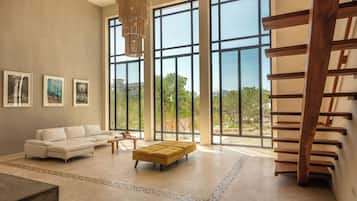 House (Villa 1, el espacio nos acerca al art) | Ruang tamu | TV skrin rata