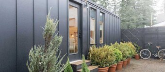 Scandinavian Lakeside Retreat