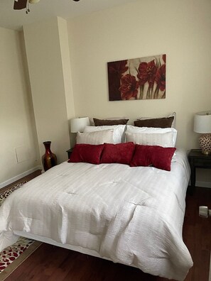 2 Schlafzimmer, Bügeleisen/Bügelbrett, WLAN, Bettwäsche