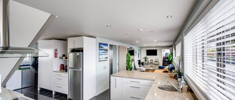Fridge, microwave, dishwasher, toaster