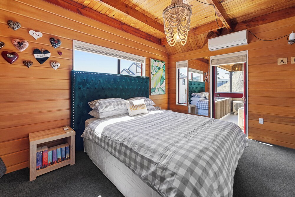 The Beach House Mt Maunganui Holiday Home Tauranga Vrbo