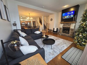 スマートテレビ、暖炉