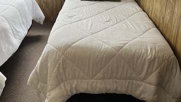 1 habitación y ropa de cama
