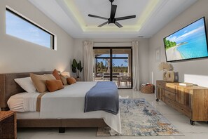 3 bedrooms, iron/ironing board, free WiFi, bed sheets - The Artis Cape Coral: Your Dream Vacation Awaits! (Cape Coral)