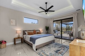 3 chambres, fer et planche à repasser, Wi-Fi gratuit, draps fournis