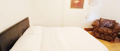 1 bedroom, WiFi, bed sheets
