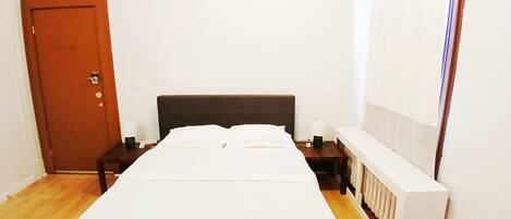 1 habitación, wifi y ropa de cama