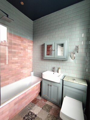 Hair dryer, towels, soap, shampoo