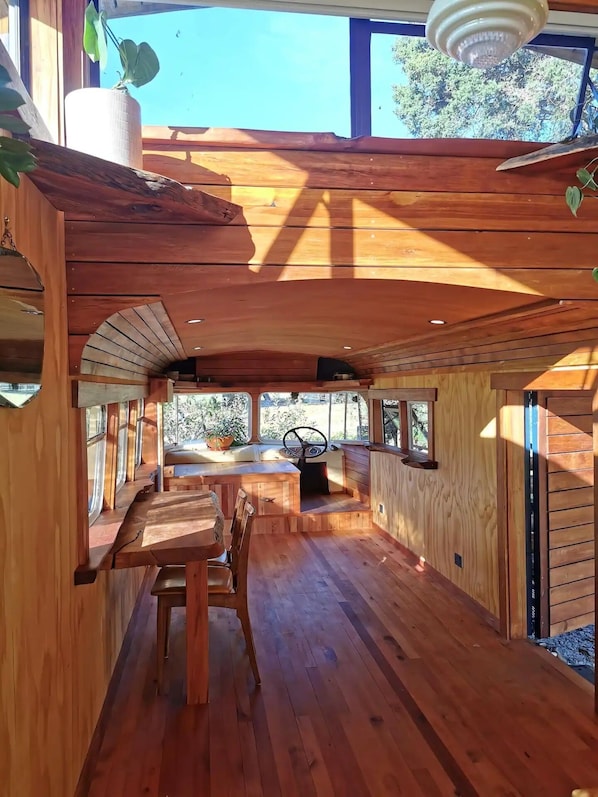 Interior - Riverside Bedford Bus with stunning valley views. (Murchison)