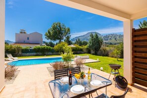 Outdoor dining - Villa Athena Classico (Kolympia)