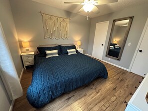3 bedrooms, desk, iron/ironing board, travel cot