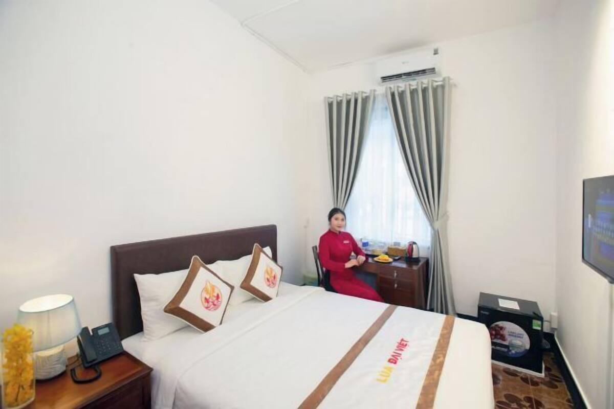 1 bedroom, premium bedding, minibar, free WiFi