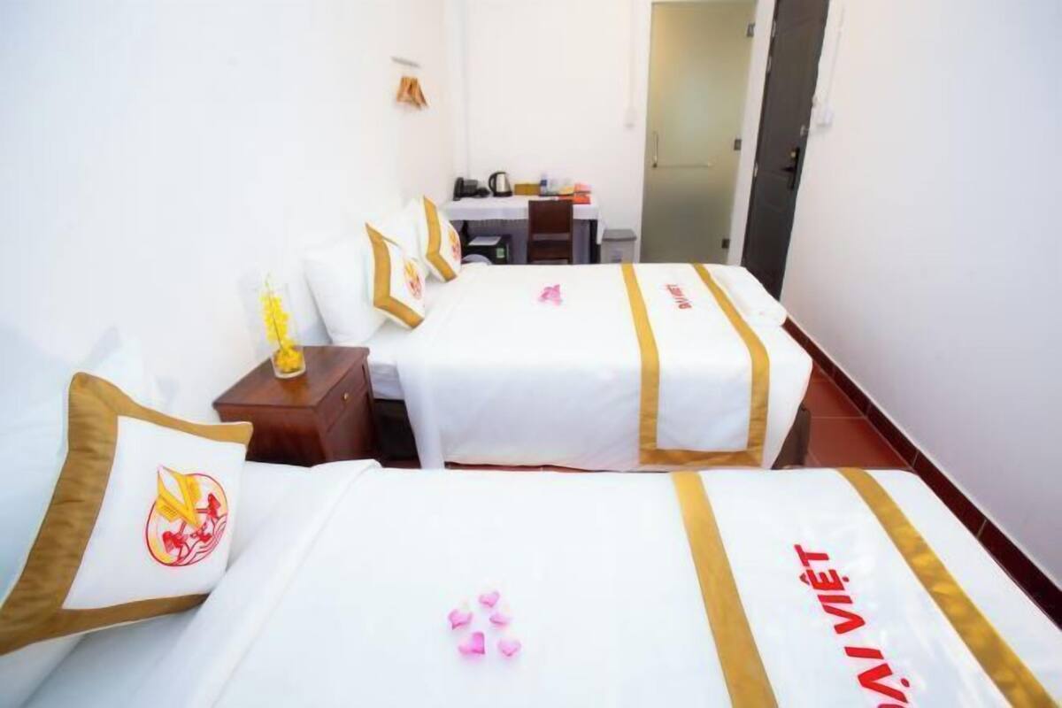 1 bedroom, premium bedding, minibar, free WiFi