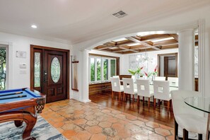 Rumah (5 Bedrooms) | Interior