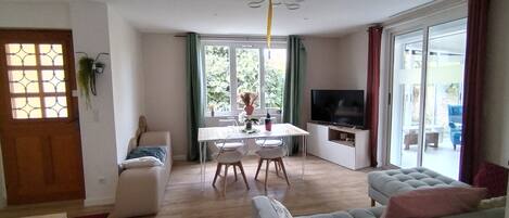 リビング エリア