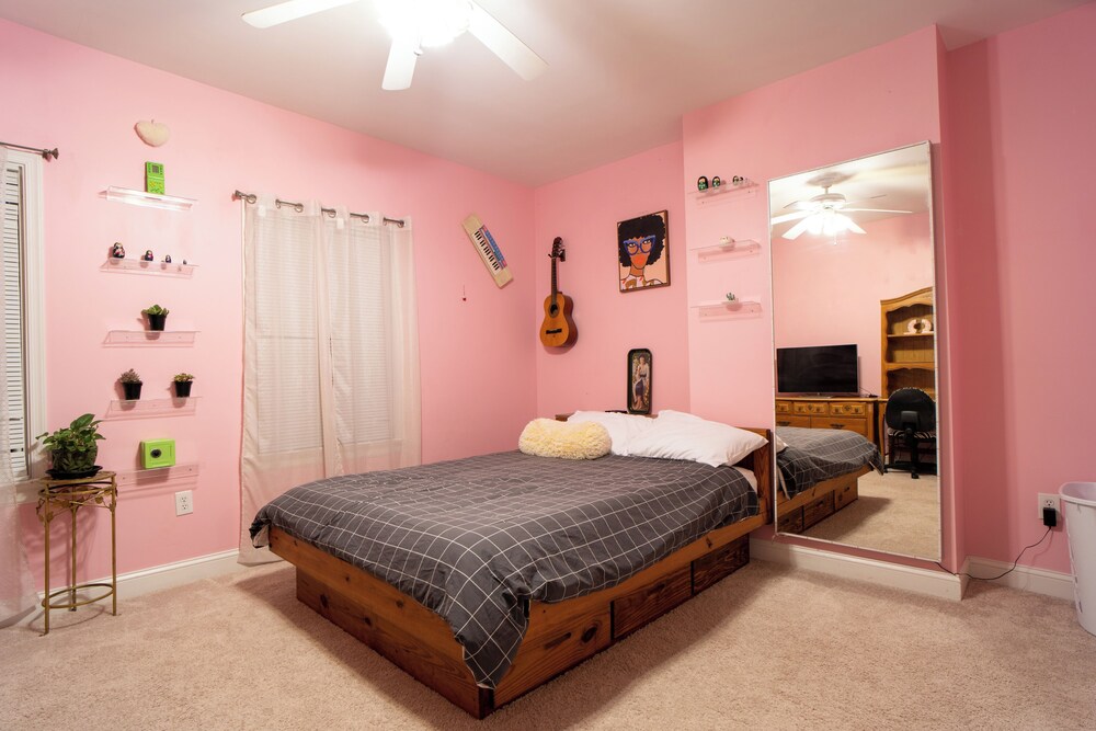 Quirky Home in Oregon Hill! Richmond Vrbo