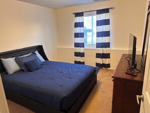 3 bedrooms, iron/ironing board, WiFi, bed sheets