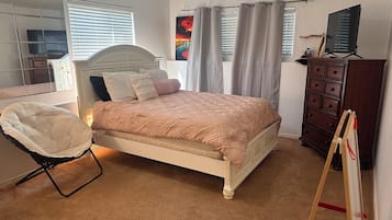 3 chambres, fer et planche à repasser, Wi-Fi, literie fournie