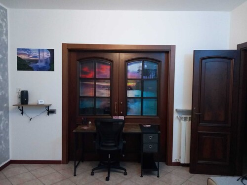 A HOME AWAY FROM HOME BY ALEX - apartment near the airport