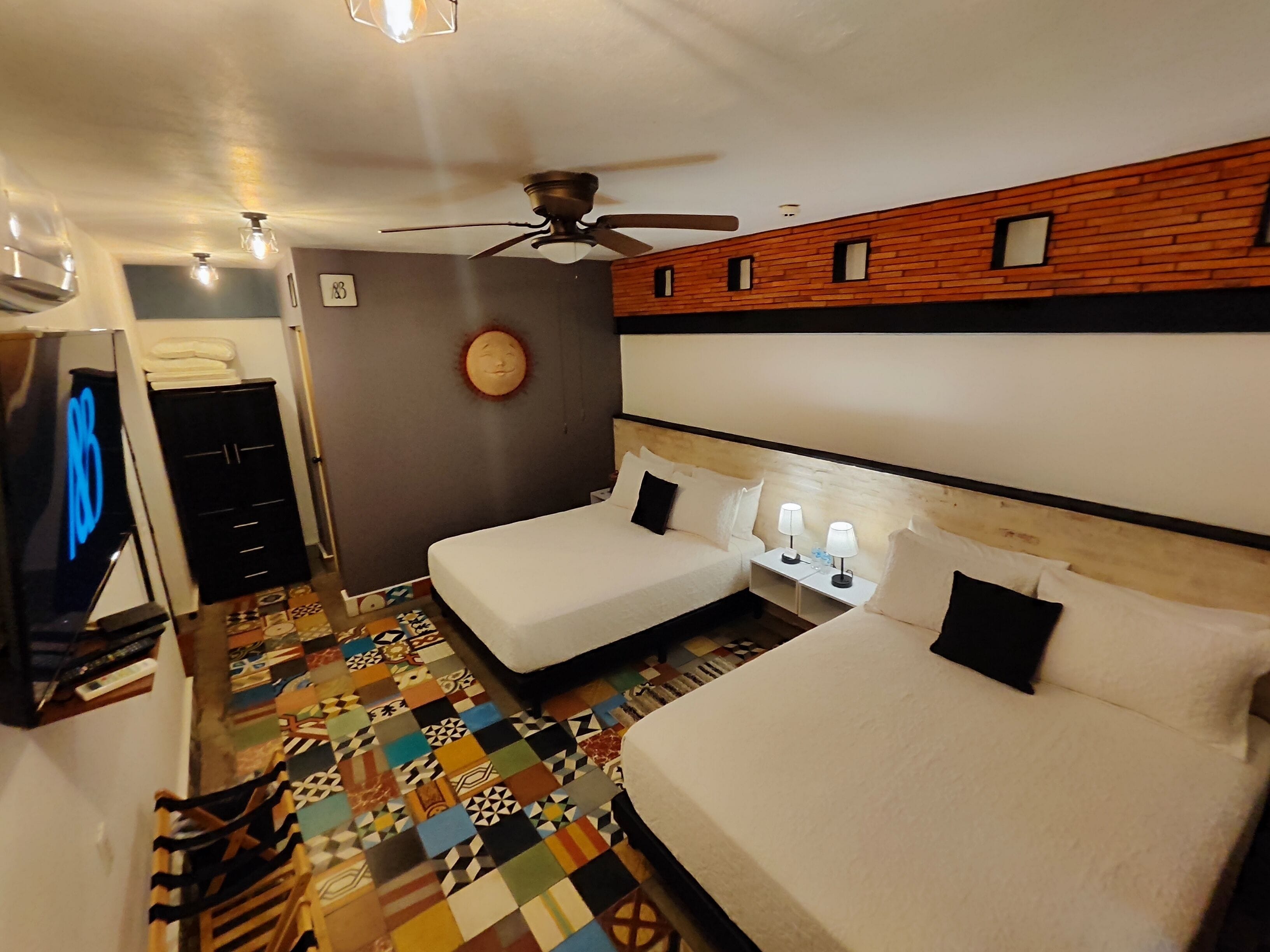 Quarto casal presidencial | Ferros/tábuas de passar roupa, Wi-Fi de cortesia, roupa de cama