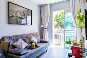 Apartment | Living room | Smart TV