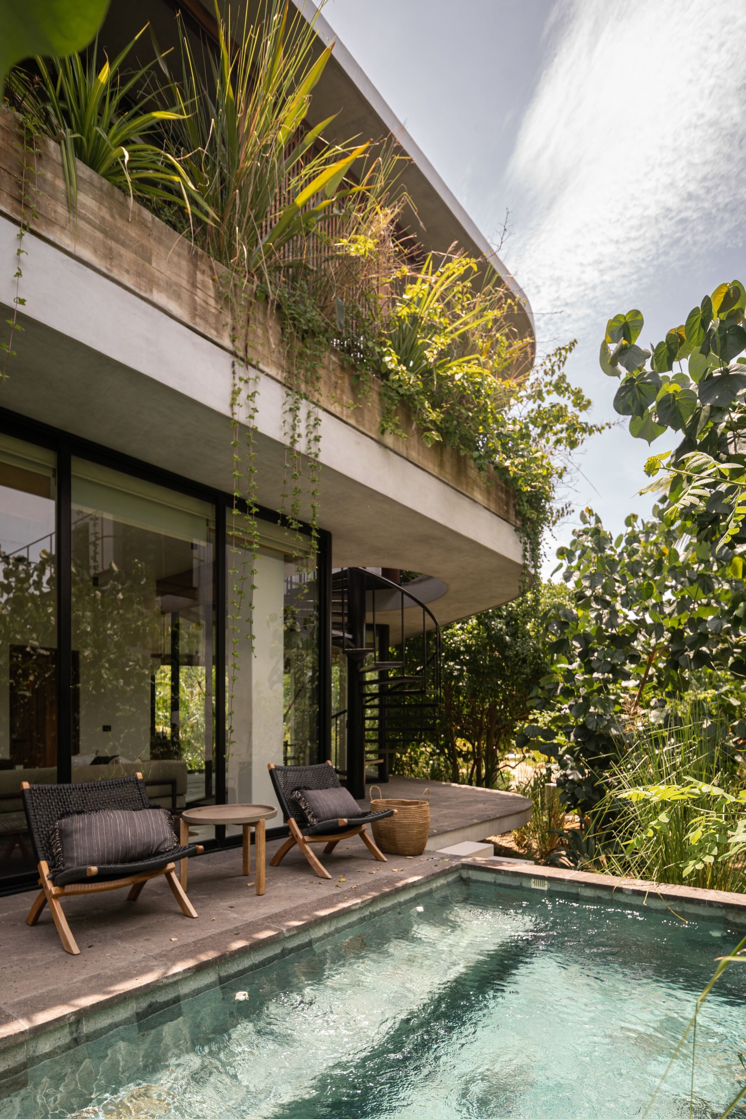 숙박 시설 정면