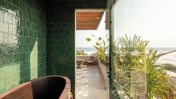 ํค์ด๋๋ผ์ด์ด, ํ์, ๋น๋, ์ดํธ