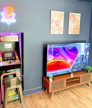 Games room - Spacious 6-BR Beach Retreat off AC Boardwalk! (Atlantic City)