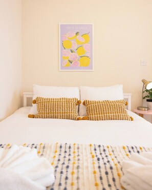 2 slaapkamers, een strijkplank/strijkijzer, wifi, beddengoed