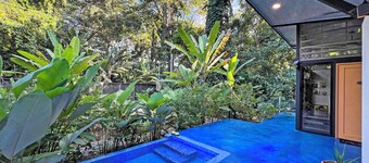 Butterfly Buddha Bungalow in the Playa Negra Jungle